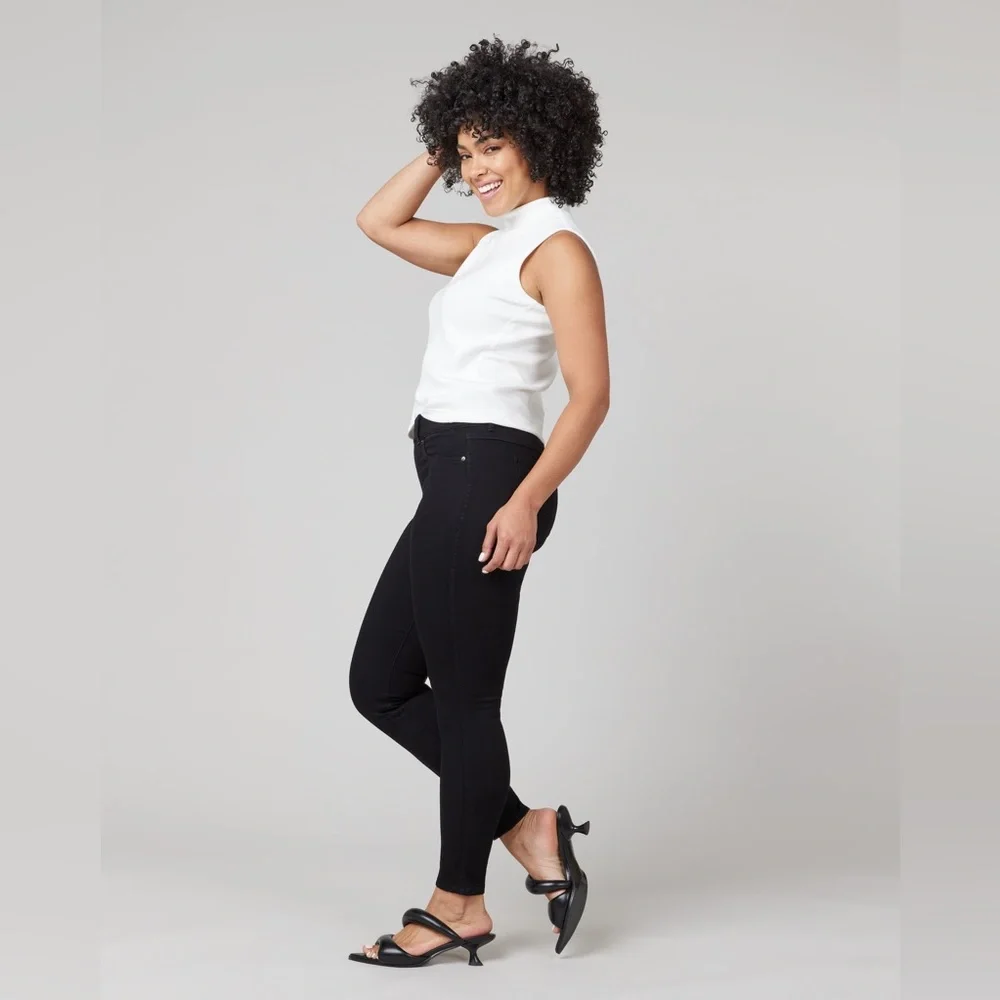 Spanx Black Skinny Jeans, Petite Size: M 🆕 with 🏷 - Picture 3 of 6